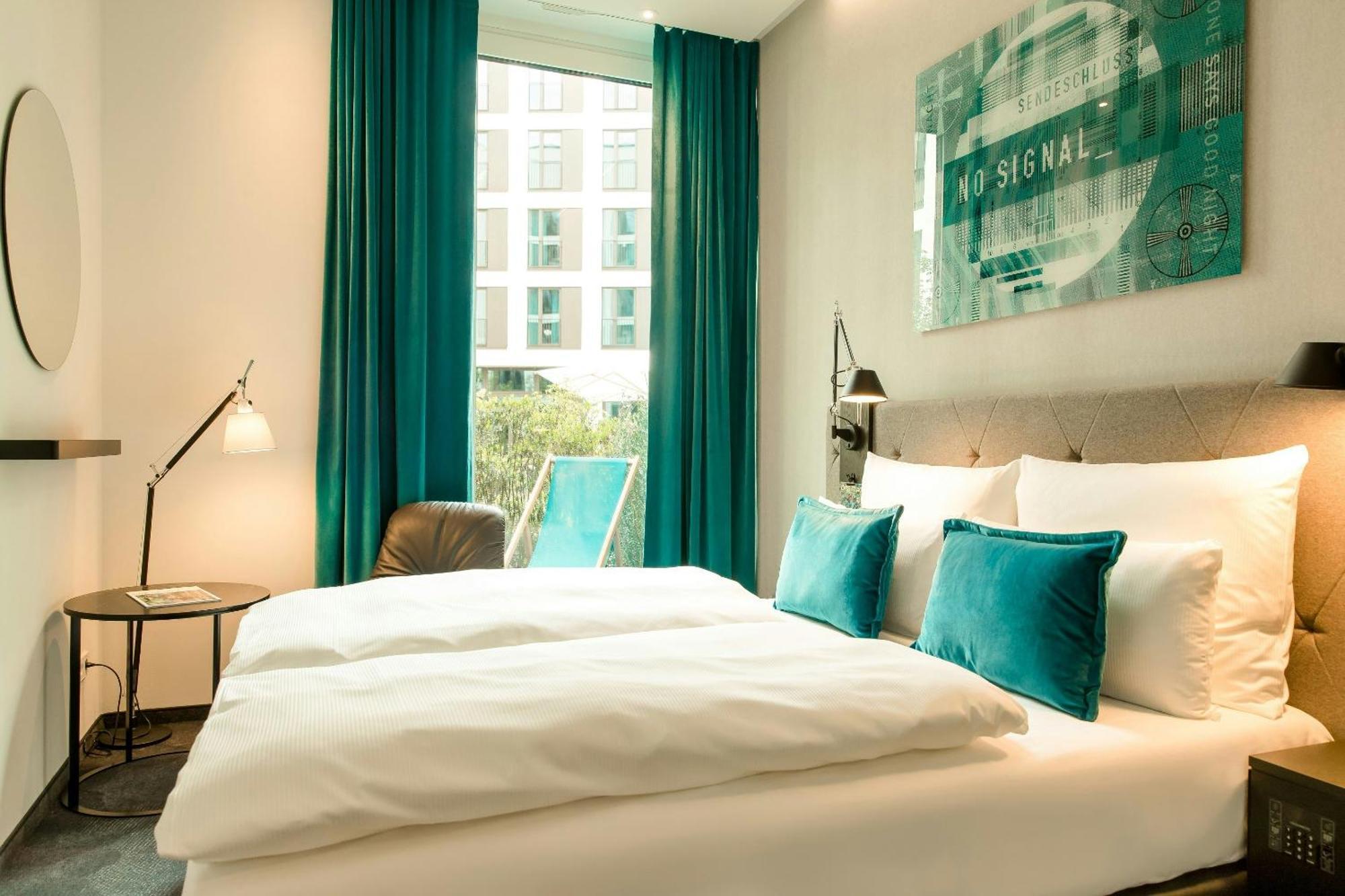 Motel One Koeln-Messe Buitenkant foto